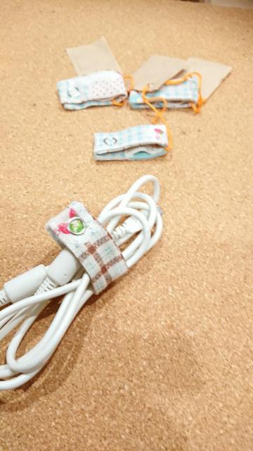 ハンドメイド ケーブルバンドC < 女性ファッション  ハンドメイド ケーブルバンドC < 女性ファッションの