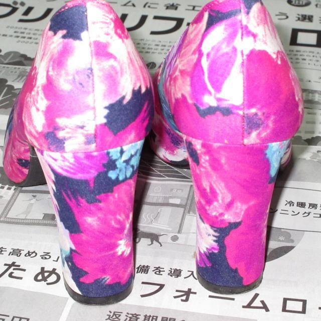 華やか*花柄フラワー模様パンプス*太ヒール(濃ピンク系) < 女性ファッション  華やか*花柄フラワー模様パンプス*太ヒール(濃ピンク系) < 女性ファッションの