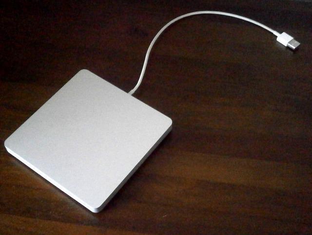 ★Apple USB SuperDrive ドライブ ジャンク < PC本体/周辺機器  ★Apple USB SuperDrive ドライブ ジャンク < PC本体/周辺機器の