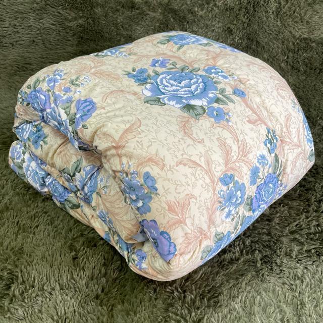 ボリューム羊毛混掛布団☆シングルサイズ☆150×200cm☆1.8kg < インテリア/ライフ ボリューム羊毛混掛布団☆シングルサイズ☆150×200cm☆1.8kg < インテリア/ライフの