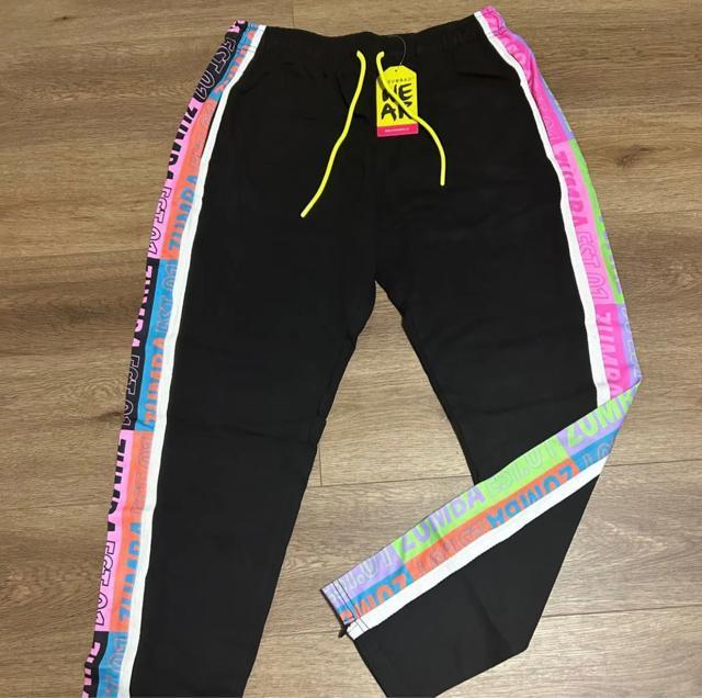 ZUMBA �S���R�t���@�T�C�h���C���X�E�F�b�g�p���c M�T�C�Y �u���b�N �� �����t�@�b�V������ 