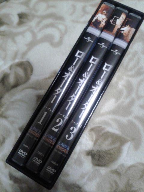 ÁLAW&ORDERV[YPBOX  CD/DVD/rfI 