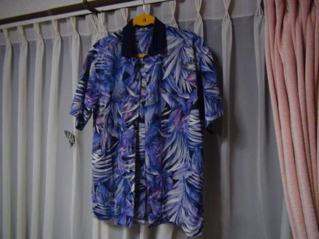 トップのポロシャツ襟アロハシャツ(L)日本製 紫色!。 < 男性ファッション  トップのポロシャツ襟アロハシャツ(L)日本製 紫色!。  < 男性ファッションの