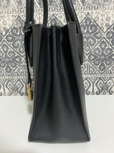 【美品】MICHAEL KORS マイケルコース レザー ハンドバッグ ブラック < ブランド  【美品】MICHAEL KORS マイケルコース レザー ハンドバッグ ブラック < ブランドの