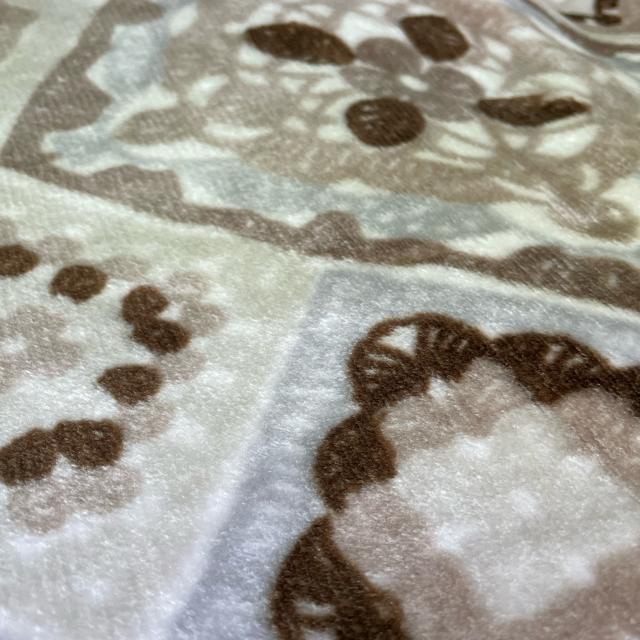 重め2.4kg☆2枚合わせ☆ボリュームマイヤープレミアム毛布☆シングルサイズ☆140×200cm < インテリア/ライフ 重め2.4kg☆2枚合わせ☆ボリュームマイヤープレミアム毛布☆シングルサイズ☆140×200cm < インテリア/ライフの