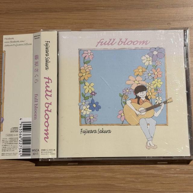 �y����������zfull bloom  �� CD/DVD/�r�f�I�� 