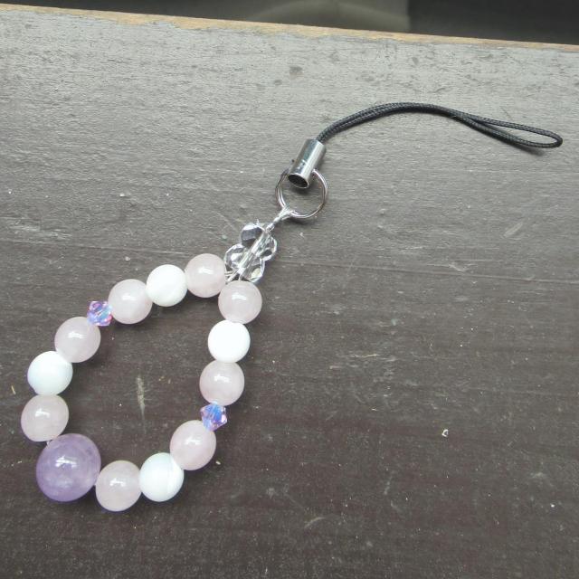 ラベンダーアメジストxローズクォーツxマザーオブパールストラップ 天然石 パワーストーン < 家電/AV ラベンダーアメジストxローズクォーツxマザーオブパールストラップ 天然石 パワーストーン < 家電/AVの