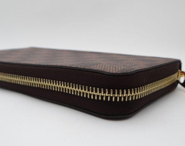 LOUIS VUITTON ルイヴィトン N41661 ダミエ・エベヌ ジッピー・ウォレット ラウンドファスナー長財布<USED> < ブランド LOUIS VUITTON ルイヴィトン N41661 ダミエ・エベヌ ジッピー・ウォレット ラウンドファスナー長財布<USED> < ブランドの