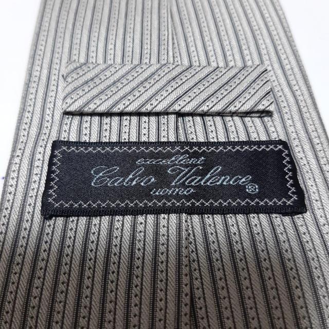 美品 valence ネクタイ ライン 527 < 男性ファッション  美品 valence ネクタイ ライン 527 < 男性ファッションの