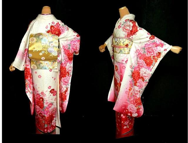 【最高峰】新品同様 金彩 銀通し シシュウ 笹 桜 牡丹 藤 中古振袖・袋帯 身丈168.5cm 裄丈68.5cm T3502 < 女性ファッション  【最高峰】新品同様 金彩 銀通し シシュウ 笹 桜 牡丹 藤 中古振袖・袋帯 身丈168.5cm 裄丈68.5cm T3502 < 女性ファッションの