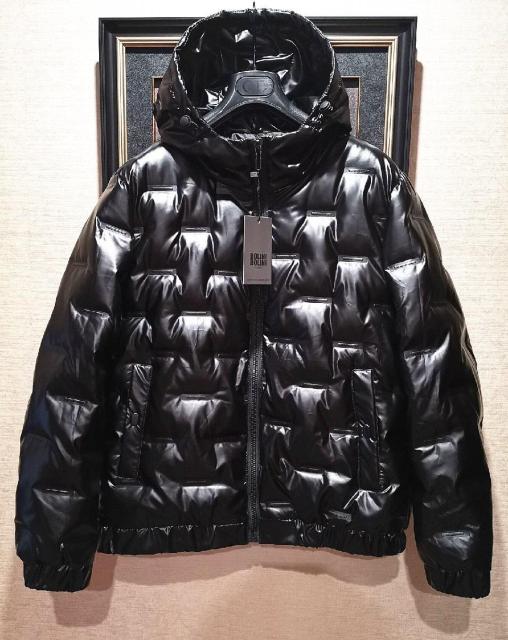 超超超大特価出品!12万9千円最高級EU製★イタリア・ミラノ発ブラックライン・超防寒グースダウンジャケット・48/L・黒 < 男性ファッション 超超超大特価出品!12万9千円最高級EU製★イタリア・ミラノ発ブラックライン・超防寒グースダウンジャケット・48/L・黒 < 男性ファッションの