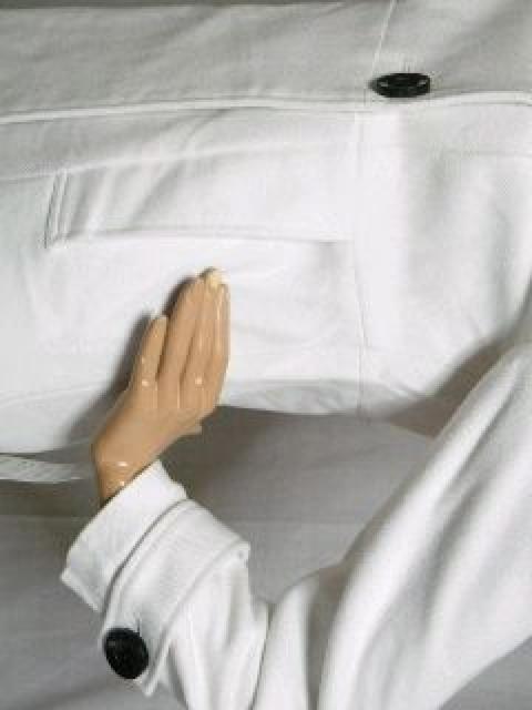 暖かい♪美スタイル 立ち襟 ガルゼ織り スタンドカラー Aライン ウールコート < 女性ファッション 暖かい♪美スタイル 立ち襟 ガルゼ織り スタンドカラー Aライン ウールコート < 女性ファッションの