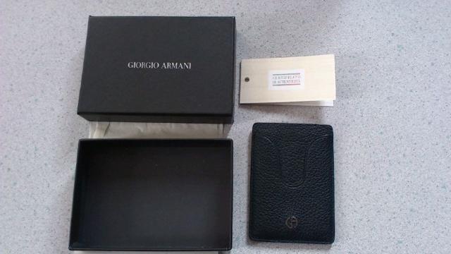 未使用!激安85%オフ、ジョルジオ・アルマーニ、定期入れ、パスケース(黒、イタリア製、定価49500円) < 男性ファッション  未使用!激安85%オフ、ジョルジオ・アルマーニ、定期入れ、パスケース(黒、イタリア製、定価49500円)  < 男性ファッションの
