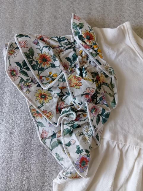 ☆ エニィファム ☆ 女の子用半袖Tシャツ ☆ 花柄フリル付き ☆ 130サイズ ☆ any-FAM < キッズ/ベビー ☆ エニィファム ☆ 女の子用半袖Tシャツ ☆ 花柄フリル付き ☆ 130サイズ ☆ any-FAM < キッズ/ベビーの