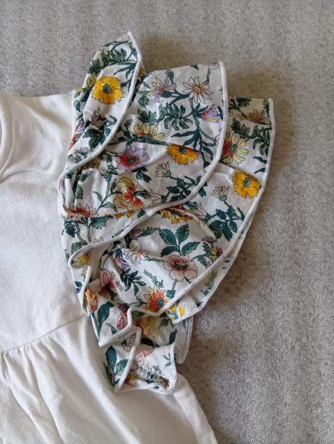 ☆ エニィファム ☆ 女の子用半袖Tシャツ ☆ 花柄フリル付き ☆ 130サイズ ☆ any-FAM < キッズ/ベビー ☆ エニィファム ☆ 女の子用半袖Tシャツ ☆ 花柄フリル付き ☆ 130サイズ ☆ any-FAM < キッズ/ベビーの