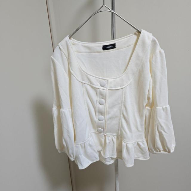 LUCCICA ホワイト ボタン付きシャツ ガーリー系 483 < 女性ファッション LUCCICA ホワイト ボタン付きシャツ ガーリー系 483 < 女性ファッションの