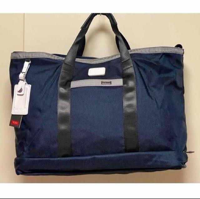 �V�i���g�p  �V���� TUMI 2203152D3 �L�����[�I�[���E�g�[�g ALPHA3 �l�C�r�[ �� �u�����h�� 