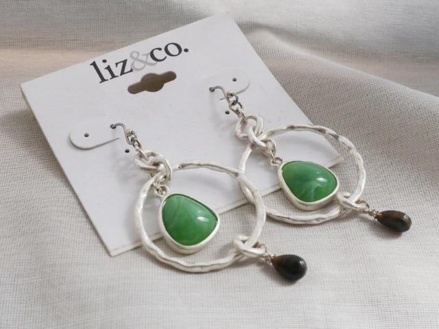 新品Liz & CO.アンティーク調オリエンタルエスニックピアス < 女性アクセサリー/時計 新品Liz & CO.アンティーク調オリエンタルエスニックピアス < 女性アクセサリー/時計の