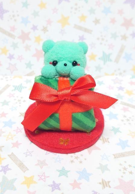 ハンドメイド♪ポンポンマスコット『くまちゃんからのプレゼント』パステルグリーン < ペット/手芸/園芸  ハンドメイド♪ポンポンマスコット『くまちゃんからのプレゼント』パステルグリーン  < ペット/手芸/園芸の