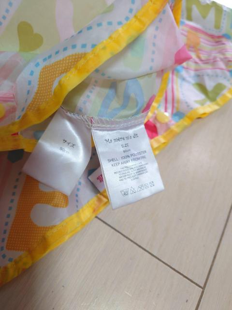 マメールマディ キッズレインポンチョ サイズ90 < キッズ/ベビー  マメールマディ キッズレインポンチョ サイズ90 < キッズ/ベビーの
