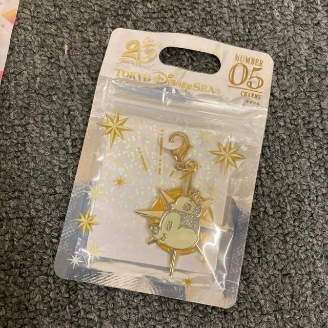 即決 新品 Disney 40周年 モーメンツゴーラウンド パーツ チャーム < アニメ/コミック/キャラクター 即決 新品 Disney 40周年 モーメンツゴーラウンド パーツ チャーム < アニメ/コミック/キャラクターの