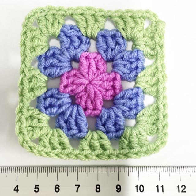 22*ハンドメイド♪グラニースクエアモチーフ 8 < ペット/手芸/園芸 22*ハンドメイド♪グラニースクエアモチーフ 8 < ペット/手芸/園芸の