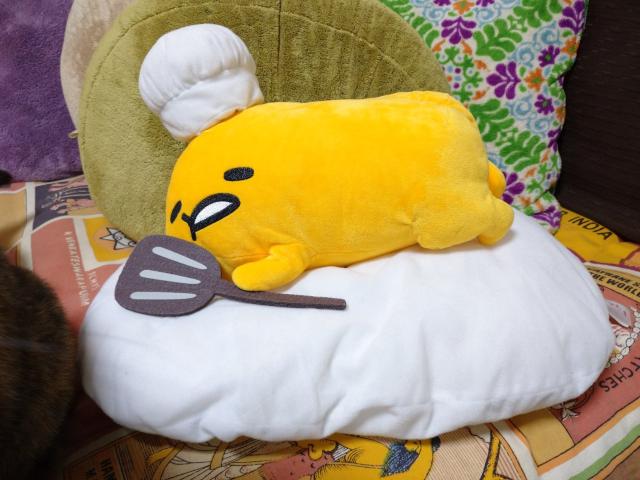 Sanrio ぐでだま ぬいぐるみ(大) < おもちゃ  Sanrio ぐでだま ぬいぐるみ(大)  < おもちゃの
