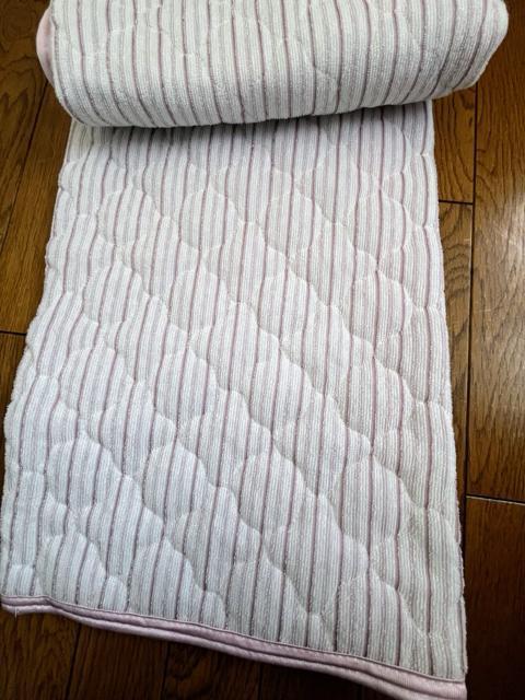 爽やかな肌触り!パイル素材!シングルサイズ!敷パッド!100×205センチ!新品!(ピンク) < インテリア/ライフ  爽やかな肌触り!パイル素材!シングルサイズ!敷パッド!100×205センチ!新品!(ピンク)  < インテリア/ライフの