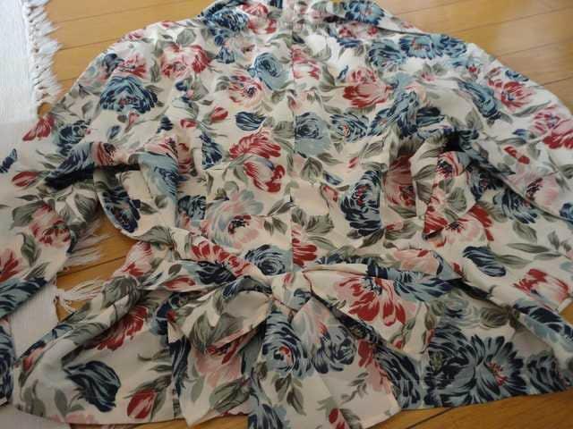 【お嬢様系】 激かわトップ 後ろがキュート < 女性ファッション  【お嬢様系】 激かわトップ 後ろがキュート  < 女性ファッションの