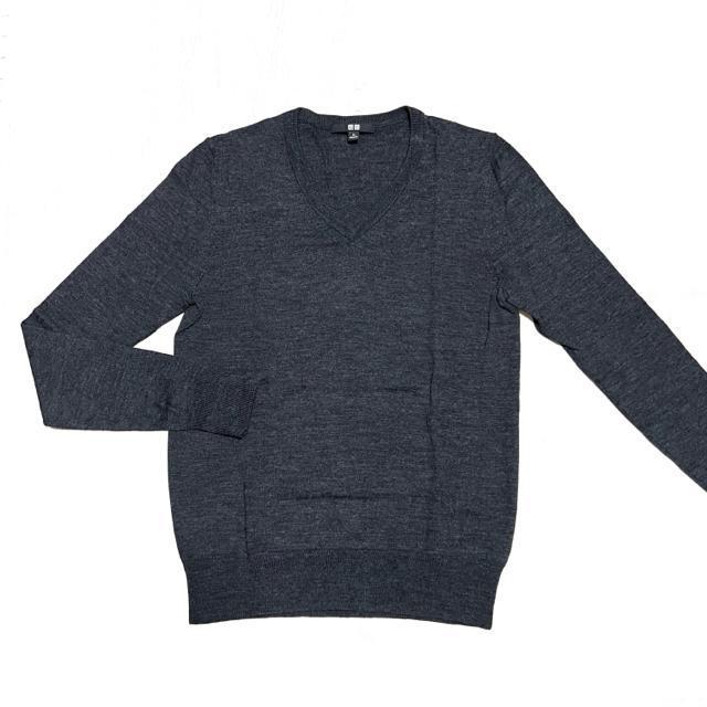 【美品】メリノウールV首ニット/UNIQLO/レディースM/グレー < ブランド  【美品】メリノウールV首ニット/UNIQLO/レディースM/グレー < ブランドの