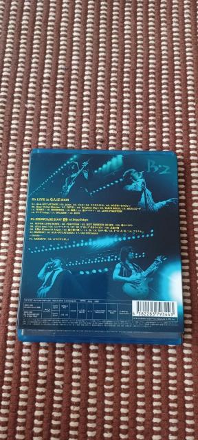 B’z LIVE in なんば 2006&B’z SHOWCASE 2007−19−at Zepp Tokyo(Blu-ray) < タレントグッズ  B’z LIVE in なんば 2006&B’z SHOWCASE 2007−19−at Zepp Tokyo(Blu-ray) < タレントグッズの