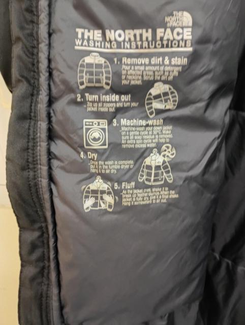 THE NORTH FACE m[XtFCX _ER[g O _EWPbg Y MTCY ubN  uh 