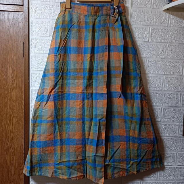 AMERICAN HOLIC★新品★ラップ風チェックフレアスカート < 女性ファッション AMERICAN HOLIC★新品★ラップ風チェックフレアスカート < 女性ファッションの