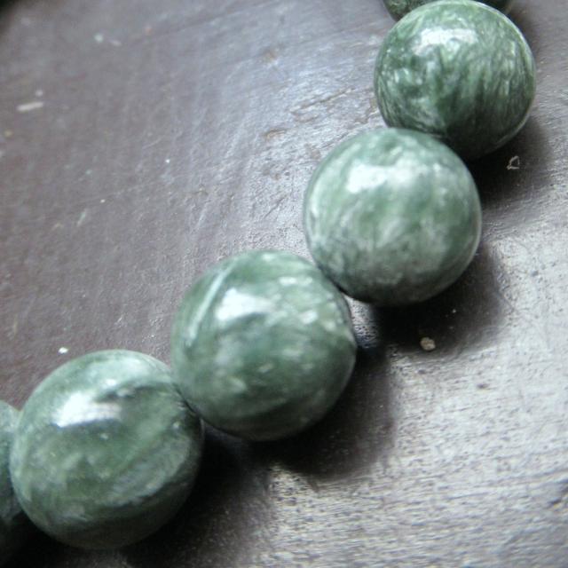 10ミリ玉 セラフィナイトブレスレット < 女性アクセサリー/時計 10ミリ玉 セラフィナイトブレスレット < 女性アクセサリー/時計の