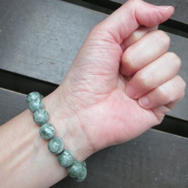 10ミリ玉 セラフィナイトブレスレット < 女性アクセサリー/時計 10ミリ玉 セラフィナイトブレスレット < 女性アクセサリー/時計の