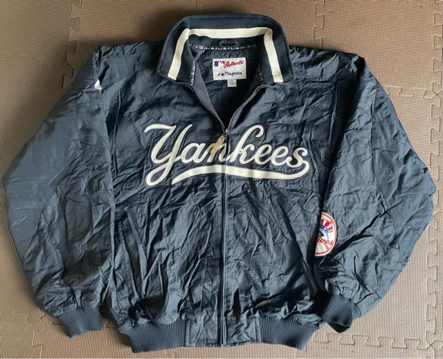 NEW YORK YANKEES JACKET MAJESTIC AJ700 MENS US規格ラージ 旧ロゴ デッドストック < 男性ファッション  NEW YORK YANKEES JACKET MAJESTIC AJ700 MENS US規格ラージ 旧ロゴ デッドストック < 男性ファッションの