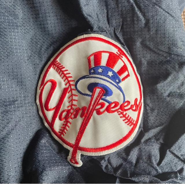 NEW YORK YANKEES JACKET MAJESTIC AJ700 MENS US規格ラージ 旧ロゴ デッドストック < 男性ファッション  NEW YORK YANKEES JACKET MAJESTIC AJ700 MENS US規格ラージ 旧ロゴ デッドストック < 男性ファッションの