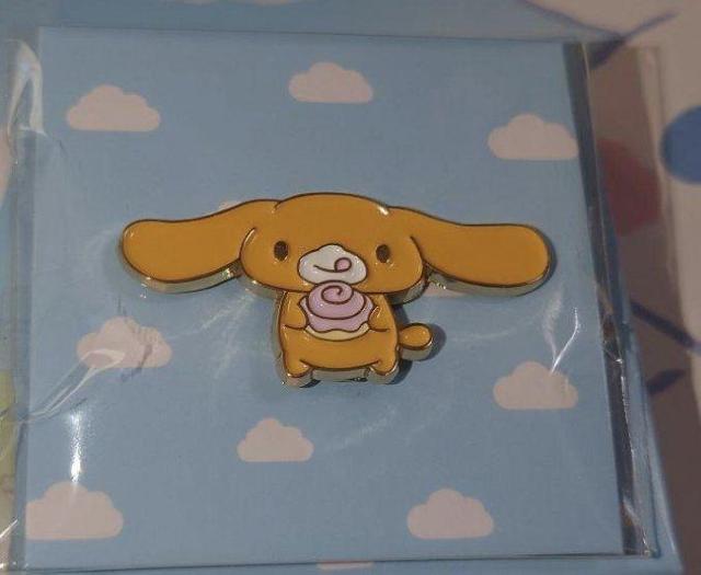 シナモロール 20周年記念ピンズ 3種 ふわふわシナモロール展 フライヤー < アニメ/コミック/キャラクター シナモロール 20周年記念ピンズ 3種 ふわふわシナモロール展 フライヤー < アニメ/コミック/キャラクターの