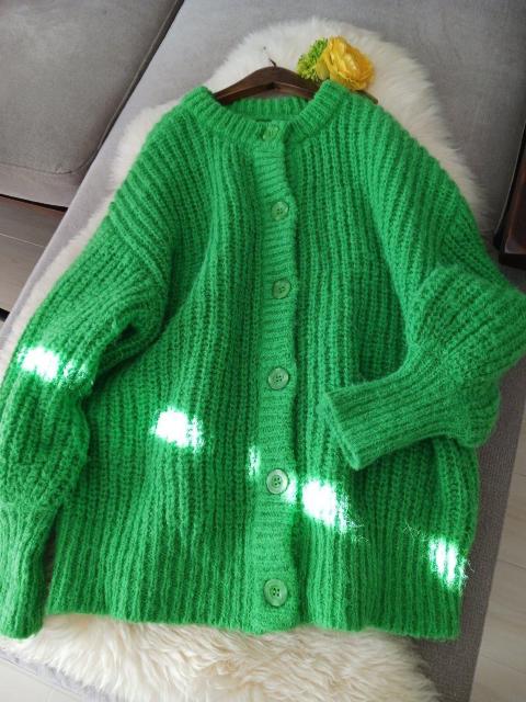 Discoat/�J�[�f�������O���[���̂������J�[�f�B�K��