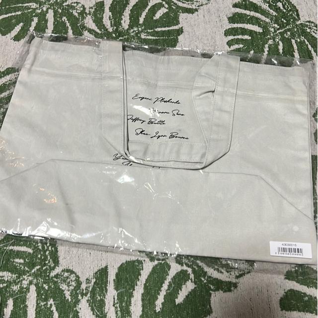 ↓(新品)オシャレ・トートバッグ&レース付きハンカチ(2点セット) < 女性ファッション  ↓(新品)オシャレ・トートバッグ&レース付きハンカチ(2点セット) < 女性ファッションの