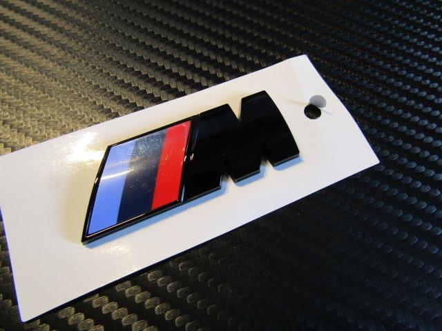 ● BMW M SPORT TYPE ピアノブラック仕上げ 軽量ABS製 ラウンドタイプ スモールサイズエンブレム 新品! < 自動車/バイク ● BMW M SPORT TYPE ピアノブラック仕上げ 軽量ABS製 ラウンドタイプ スモールサイズエンブレム 新品! < 自動車/バイク