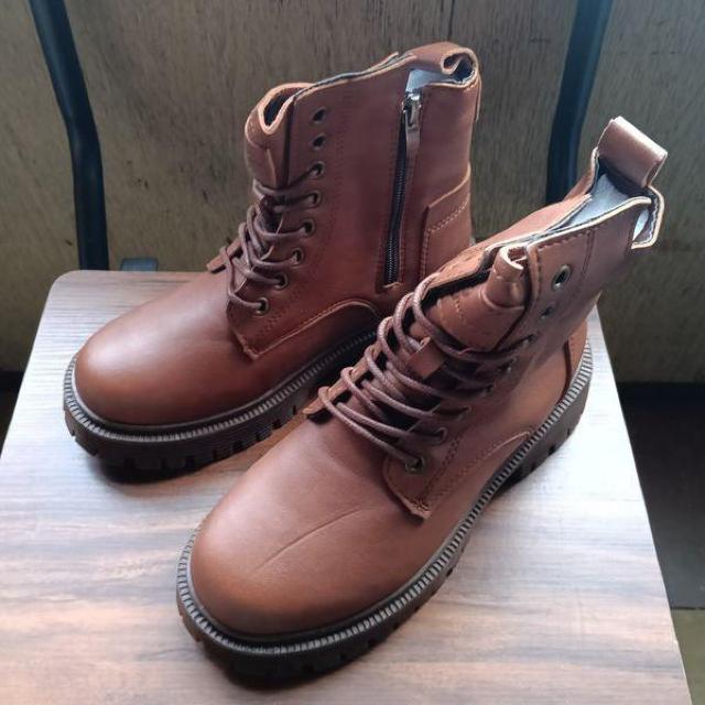 �V�i 23cm ���f�B�[�X �u�[�c �u���E�� ���� �V���[�Y �V���[�g�u�[�c  �� �����t�@�b�V������ 