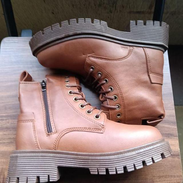 �V�i 23cm ���f�B�[�X �u�[�c �u���E�� ���� �V���[�Y �V���[�g�u�[�c �� �����t�@�b�V������ 