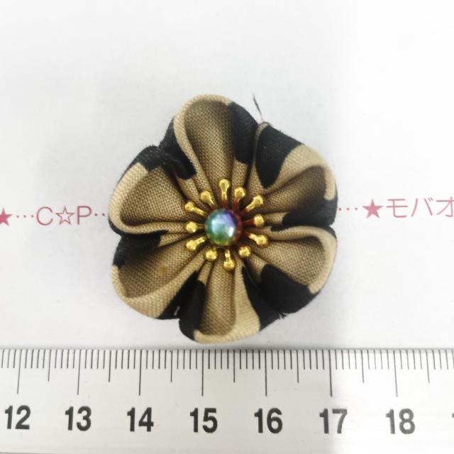 10*ハンドメイド♪つまみ細工風お花モチーフ 28 < 女性ファッション 10*ハンドメイド♪つまみ細工風お花モチーフ 28 < 女性ファッションの