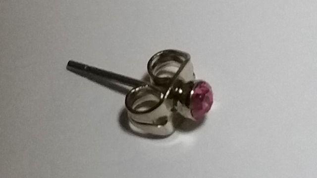 送料無料/直径3ミリ/キラキラダイアカットピンクピアス片耳用 < 男性アクセサリー/時計 送料無料/直径3ミリ/キラキラダイアカットピンクピアス片耳用 < 男性アクセサリー/時計の