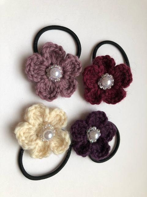 ハンドメイド ヘアゴム ウールのお花♪ ガーリー axes好き < 女性ファッション  ハンドメイド ヘアゴム ウールのお花♪ ガーリー axes好き < 女性ファッションの