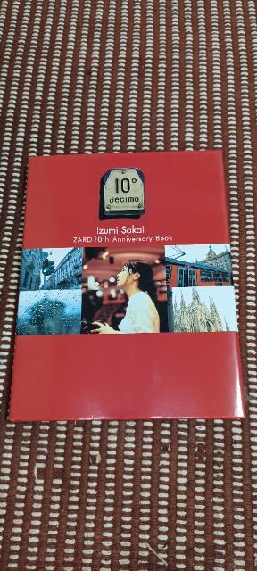 ZARD 10th anniversary book < タレントグッズ  ZARD 10th anniversary book  < タレントグッズの