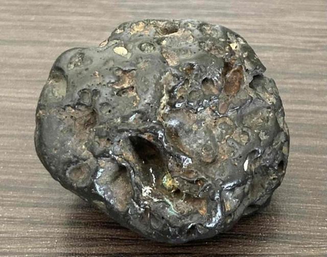 3,300円スタート!「ワイヤー作家」や「ジュエリー作家」の素材に阿波隕石(メテオライト)原石 < インテリア/ライフ  3,300円スタート!「ワイヤー作家」や「ジュエリー作家」の素材に阿波隕石(メテオライト)原石 < インテリア/ライフの