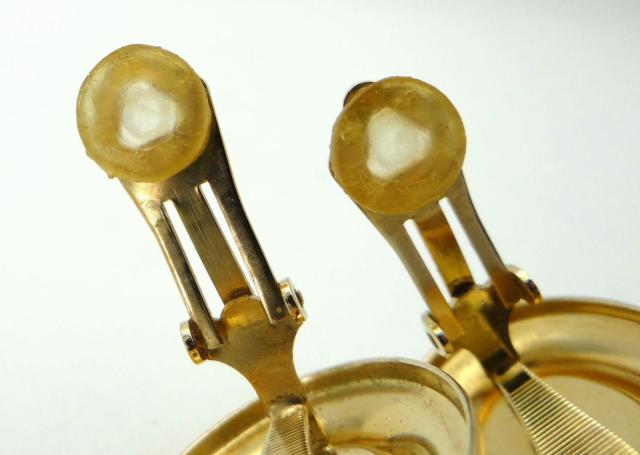 Christian Dior ディオール フェイクパール ラウンド ゴールド イヤリング<USED>【送料無料】 < ブランド Christian Dior ディオール フェイクパール ラウンド ゴールド イヤリング<USED>【送料無料】 < ブランドの