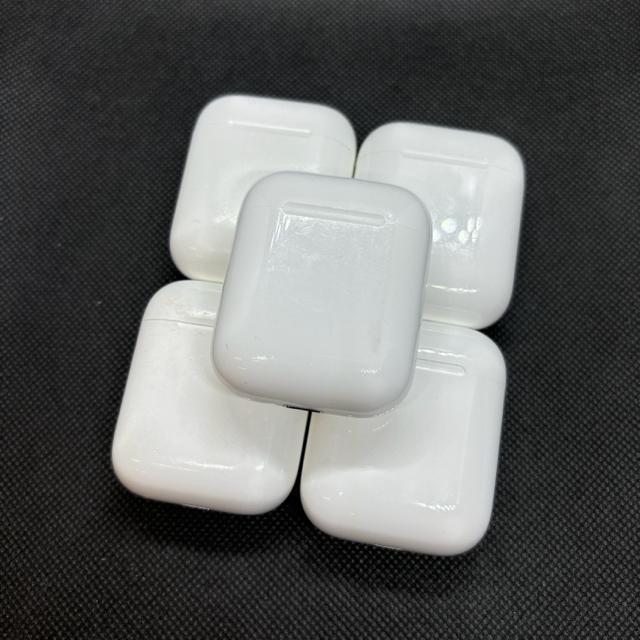   Apple Abv AirPods [dP[X A1602 5Zbg   Ɠd/AV 